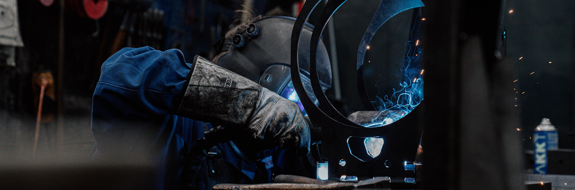 schink-blechbearbeitung-headerbild-2