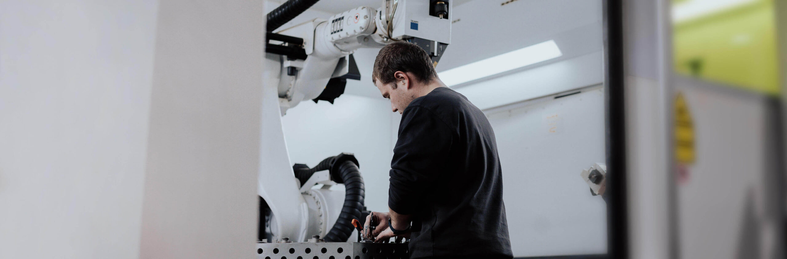 schink-blechbearbeitung-headerbild-3